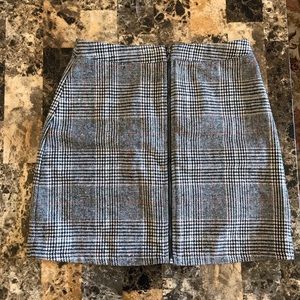 NWT LF Plaid Skirt